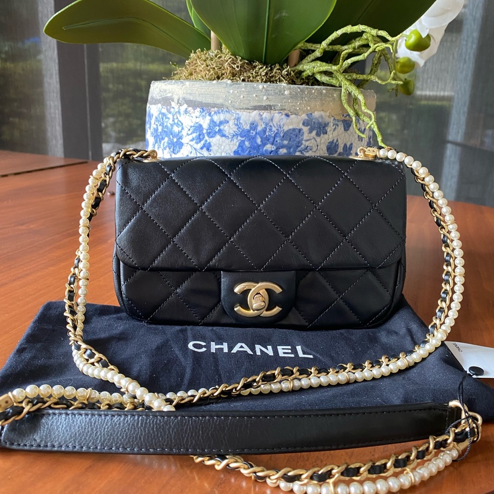 ‼️SOLD‼️ 💯% Auth. Chanel limited edition mini rectangle